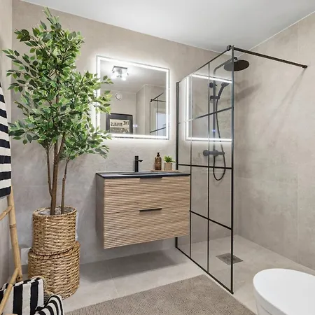 Bright And Cozy 3-bedroom In Gamle Oslo