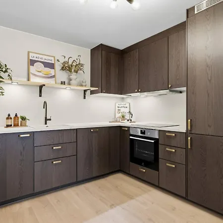 Bright And Cozy 3-bedroom In Gamle